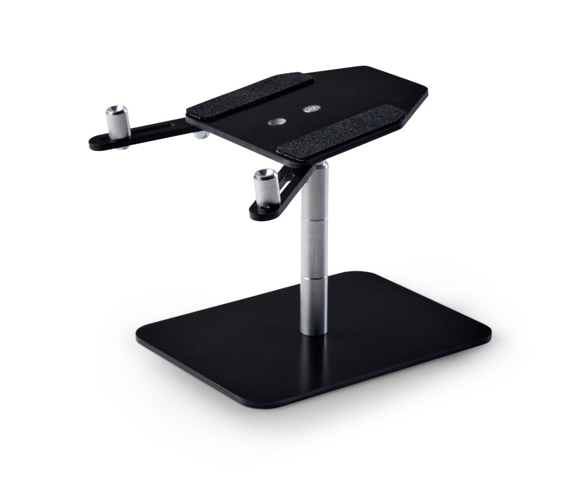 CARSON_1:10_Präsentationsstand_Glasfaser_(500530938)